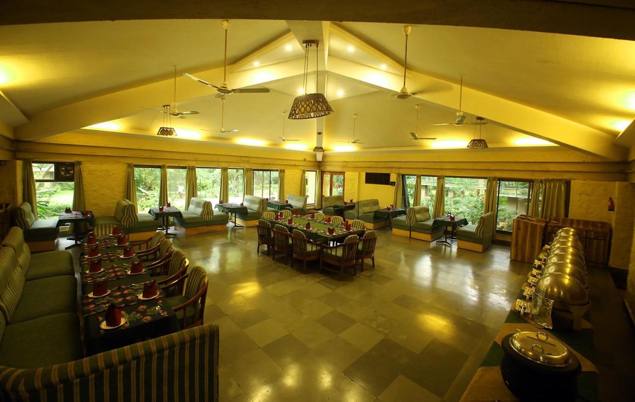 Mpt White Tiger Forest Lodge Tāla Exteriör bild