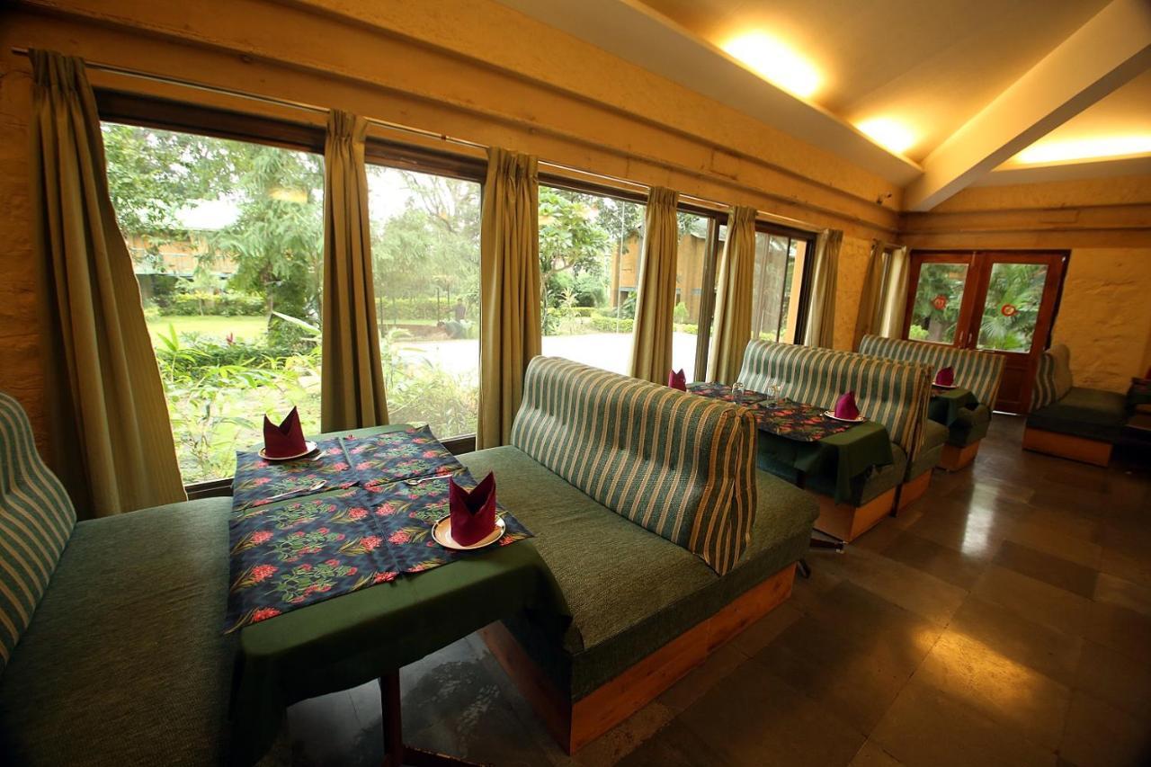 Mpt White Tiger Forest Lodge Tāla Exteriör bild